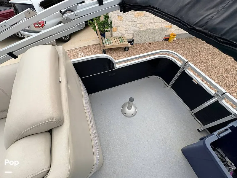 Slide: The Image of Silver Wave Islander 210 2019 - 16237344