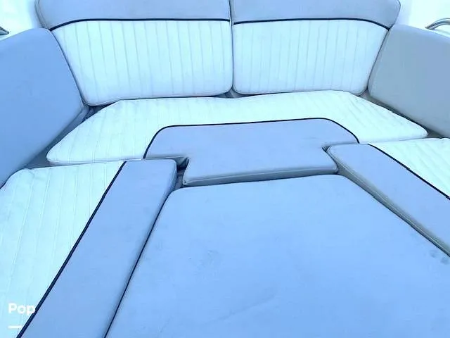 Slide: The Image of Full Bow Cushion Seating - 16016921