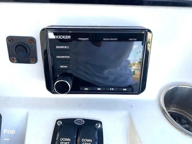 Slide: The Image of Stereo System - 16017130