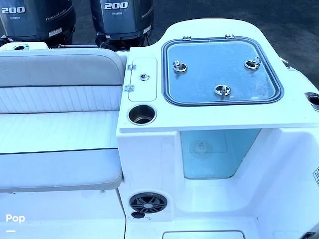 Slide: The Image of 30 Gallon Bait Well - 16017289