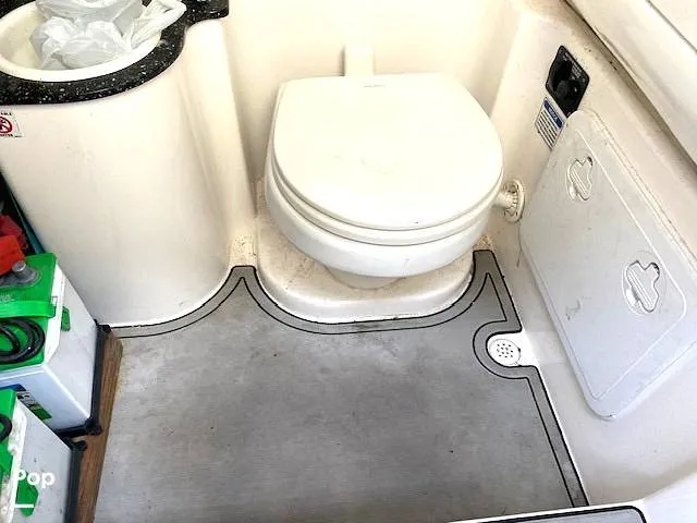 Slide: The Image of Electric Flush Head. - 16017454