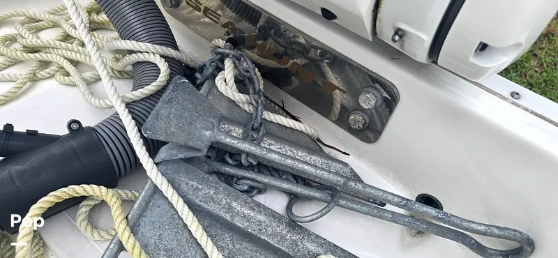 Slide: The Image of Sea Hunt Ultra 255 SE 2025 - 15944171