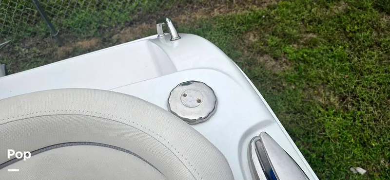 Slide: The Image of Sea Hunt Ultra 255 SE 2025 - 15944172