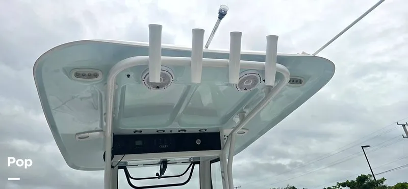 Slide: The Image of Sea Hunt Ultra 255 SE 2025 - 15944174