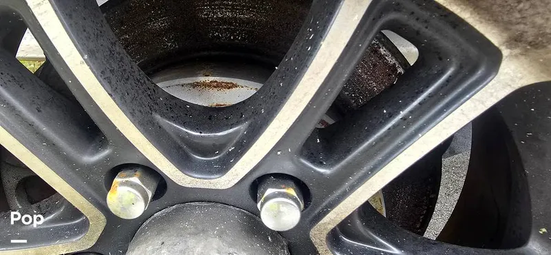 Slide: The Image of Sea Hunt Ultra 255 SE 2025 - 15944205