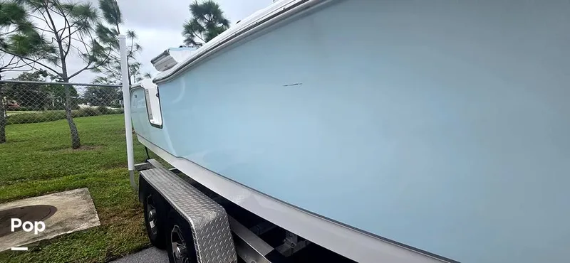 Slide: The Image of Sea Hunt Ultra 255 SE 2025 - 15944060