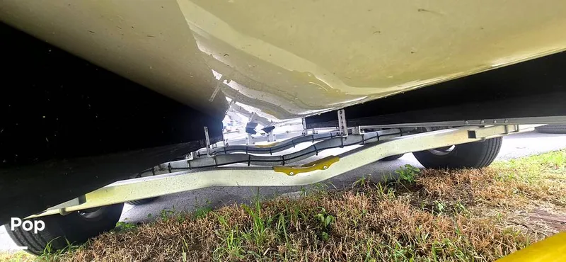 Slide: The Image of Sea Hunt Ultra 255 SE 2025 - 15944091