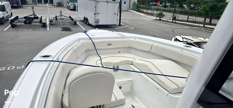 Slide: The Image of Sea Hunt Ultra 255 SE 2025 - 15944093