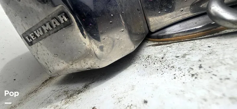 Slide: The Image of Sea Hunt Ultra 255 SE 2025 - 15944100