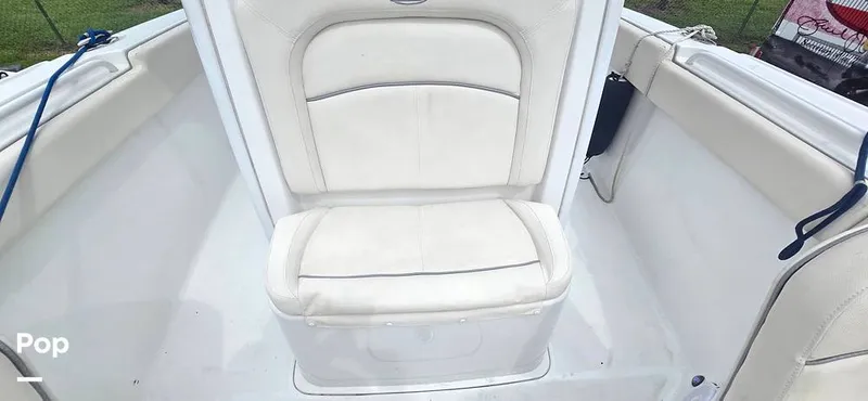 Slide: The Image of Sea Hunt Ultra 255 SE 2025 - 15944111