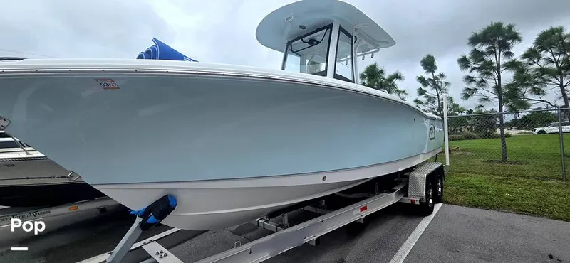 Slide: The Image of Sea Hunt Ultra 255 SE 2025 - 15944049