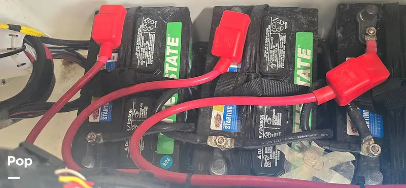 Slide: The Image of Sea Hunt Ultra 255 SE 2025 - 15944125