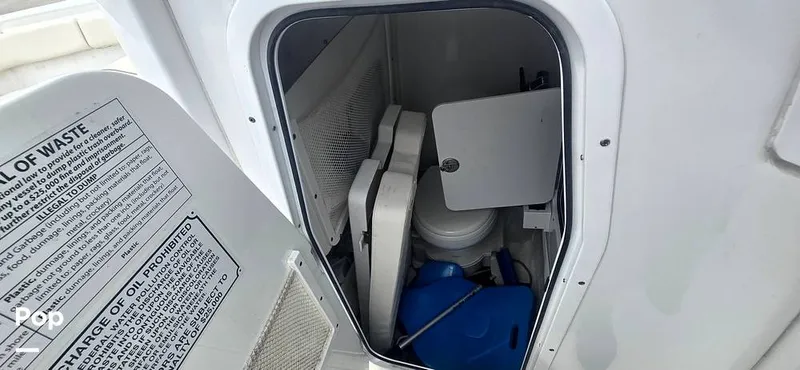 Slide: The Image of Sea Hunt Ultra 255 SE 2025 - 15944128