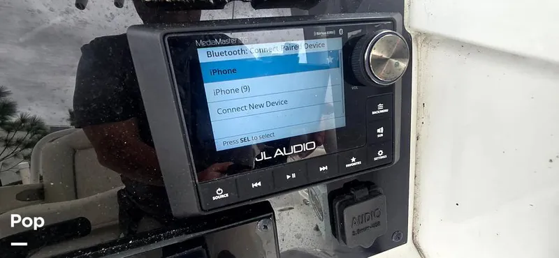 Slide: The Image of Sea Hunt Ultra 255 SE 2025 - 15944140