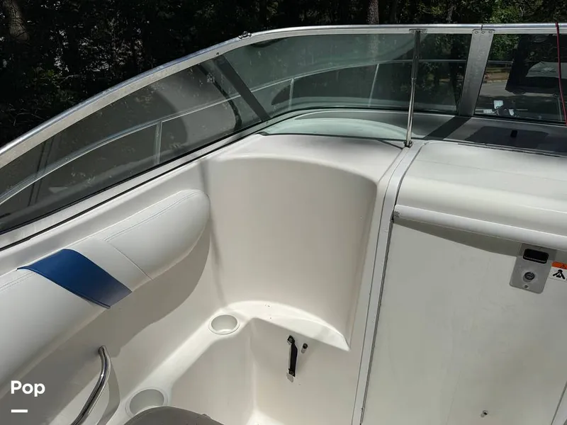 Slide: The Image of Wellcraft Coastal 252 2004 - 16471921