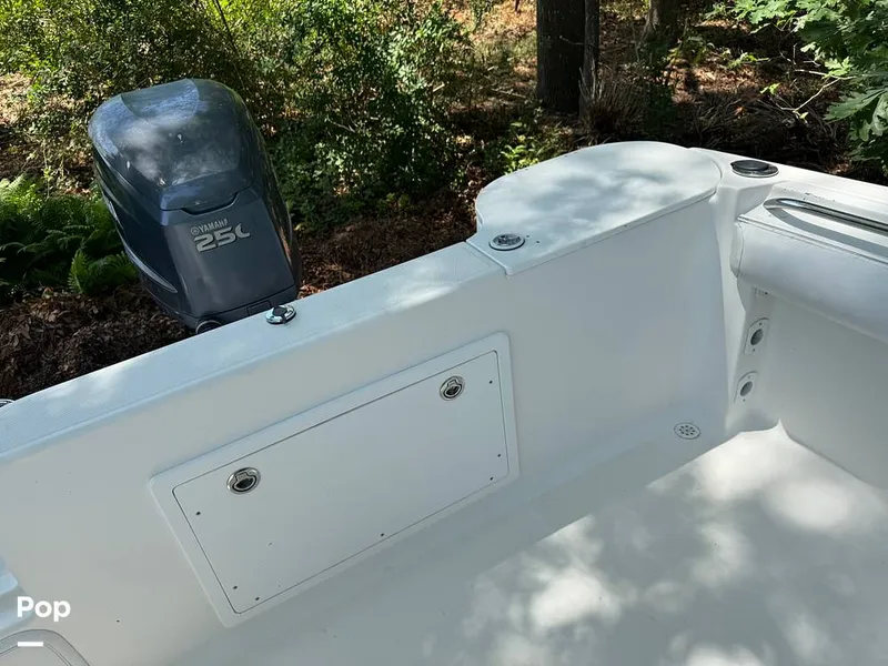 Slide: The Image of Wellcraft Coastal 252 2004 - 16471937
