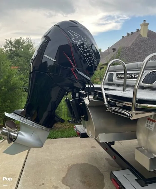 Slide: The Image of Bennington 25QX 2022 - 16285601