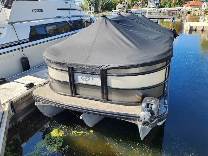 Slide: The Image of Barletta L25UETT 2022 - 4