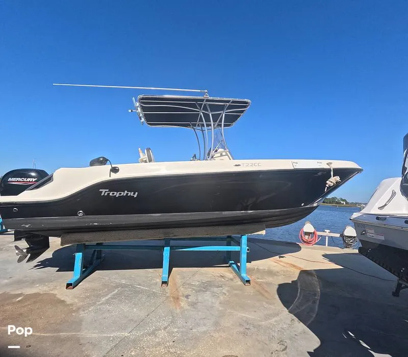 The Image of Bayliner Trophy T22 2022 - 16022615