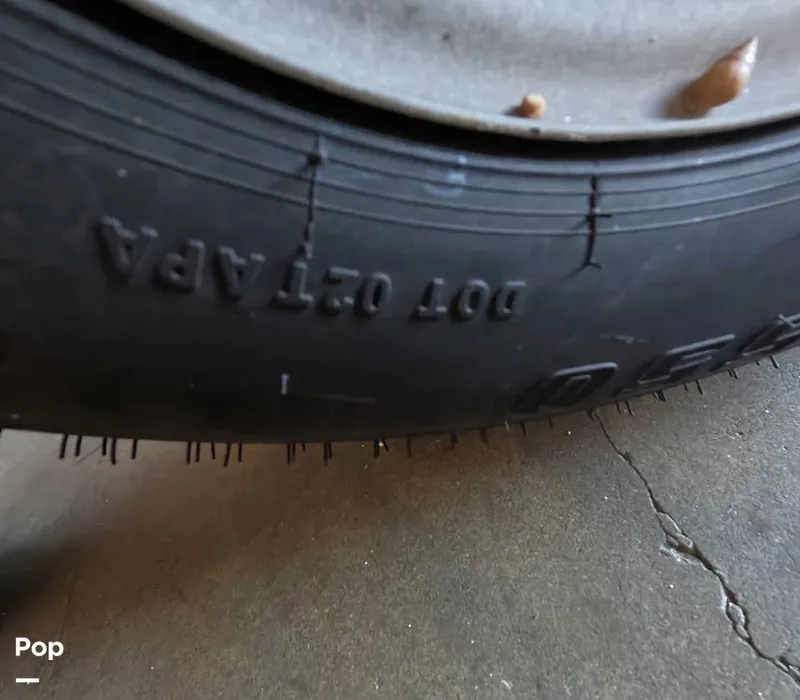 Slide: The Image of Bayliner Trophy T22 2022 - 15992925