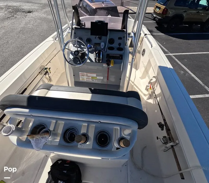 Slide: The Image of Bayliner Trophy T22 2022 - 15992976