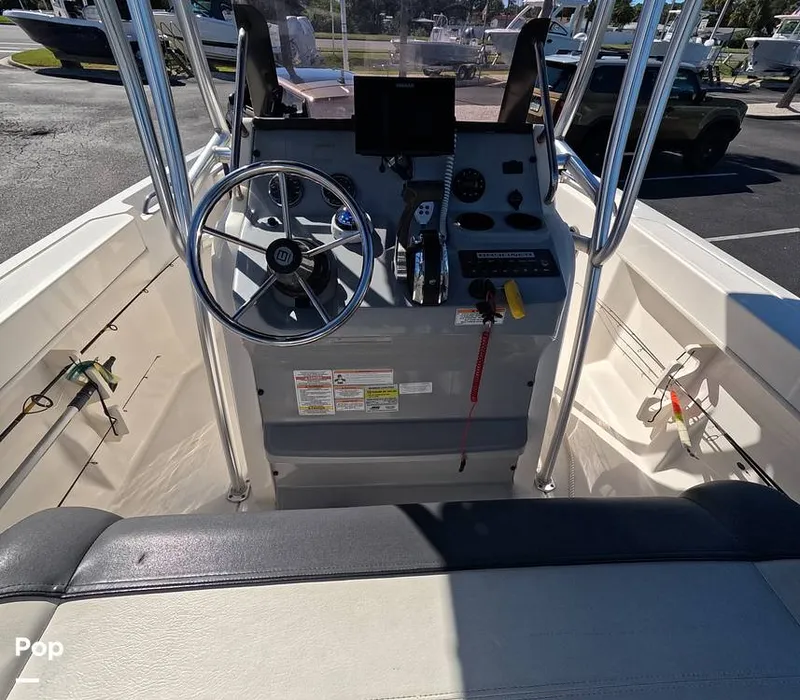 Slide: The Image of Bayliner Trophy T22 2022 - 15992985