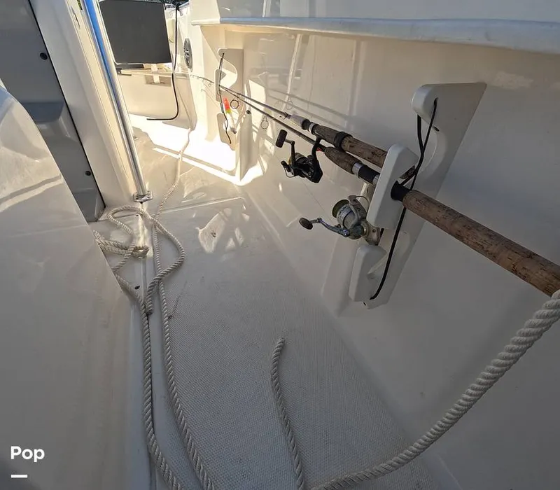 Slide: The Image of Bayliner Trophy T22 2022 - 15992986