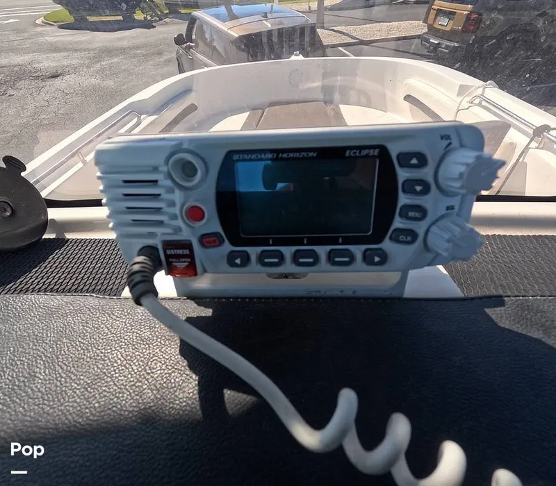 Slide: The Image of Bayliner Trophy T22 2022 - 15992992