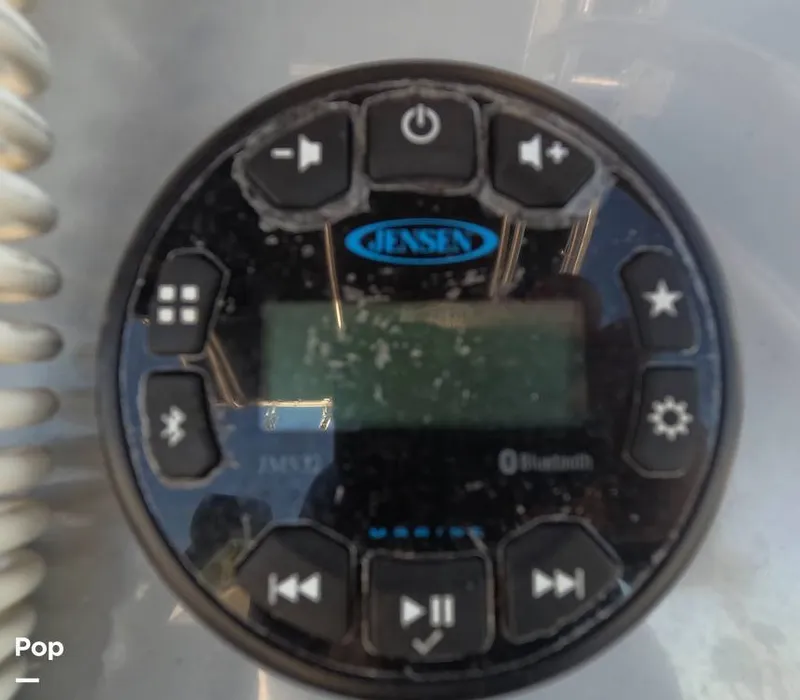 Slide: The Image of Bayliner Trophy T22 2022 - 15992994