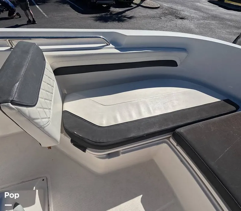 Slide: The Image of Bayliner Trophy T22 2022 - 15993007