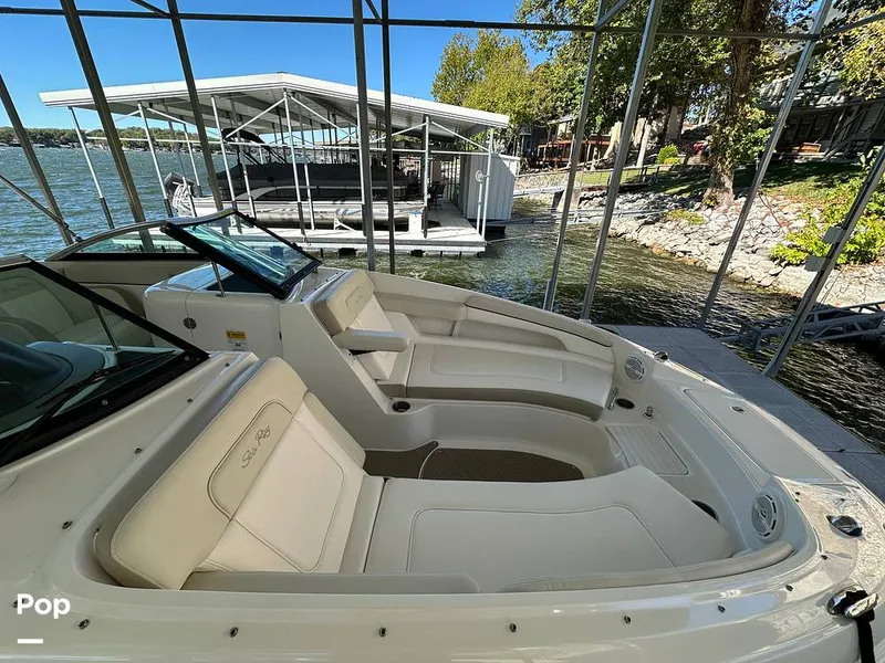 Slide: The Image of Sea Ray 260 Sundeck 2012 - 15987484
