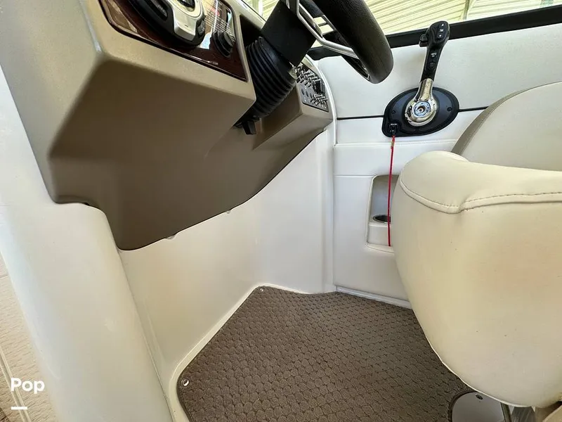 Slide: The Image of Sea Ray 260 Sundeck 2012 - 15987496