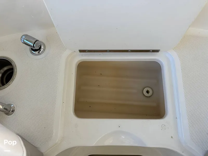 Slide: The Image of Sea Ray 260 Sundeck 2012 - 15987502