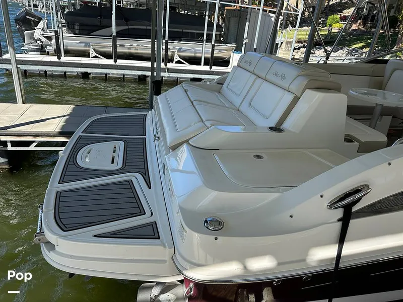 Slide: The Image of Sea Ray 260 Sundeck 2012 - 15987564