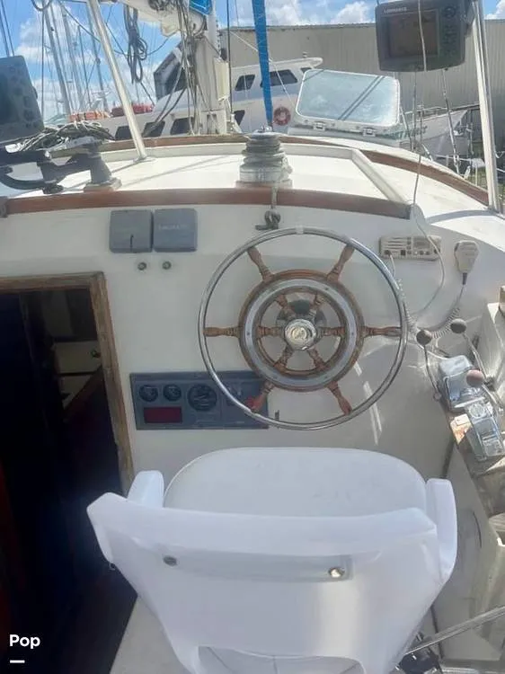 Slide: The Image of Sailcraft Cherokee 350 1980 - 15995910