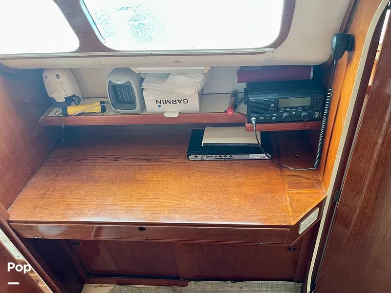 Slide: The Image of Chart Table - 15996012