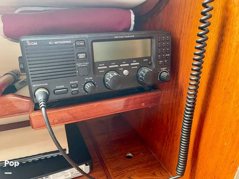 Slide: The Image of Single Side Band Radio - 15996011