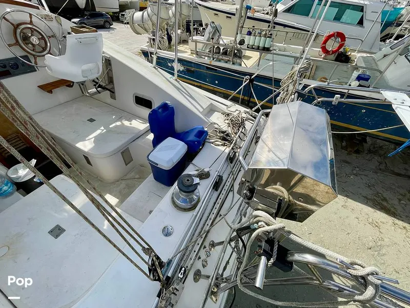 Slide: The Image of Sailcraft Cherokee 350 1980 - 15995923