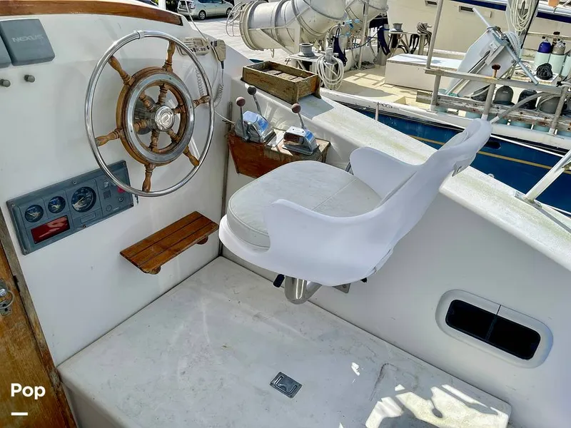 Slide: The Image of Sailcraft Cherokee 350 1980 - 15995935