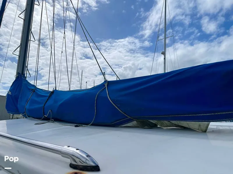 Slide: The Image of Sailcraft Cherokee 350 1980 - 15995937