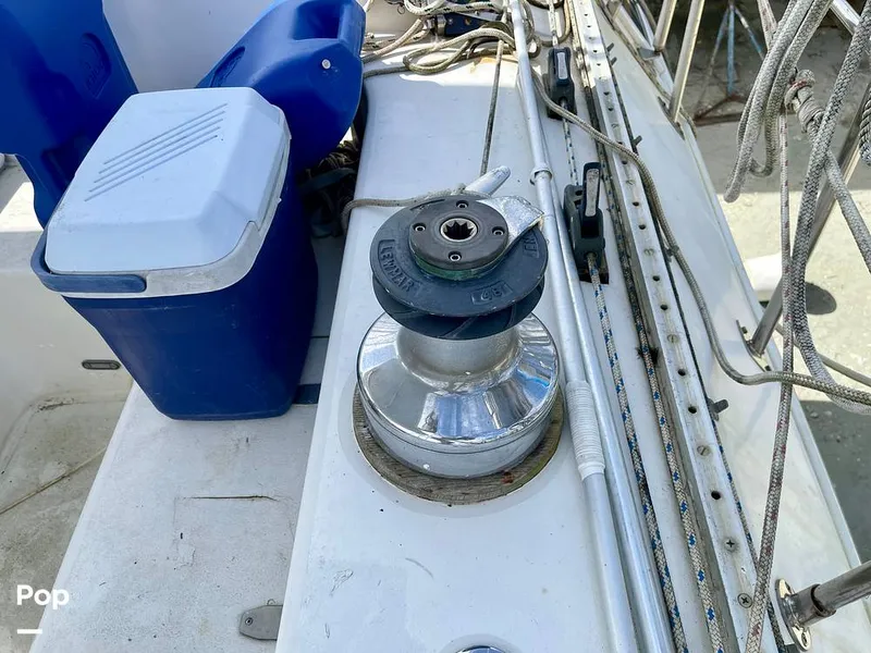 Slide: The Image of Sailcraft Cherokee 350 1980 - 15995940