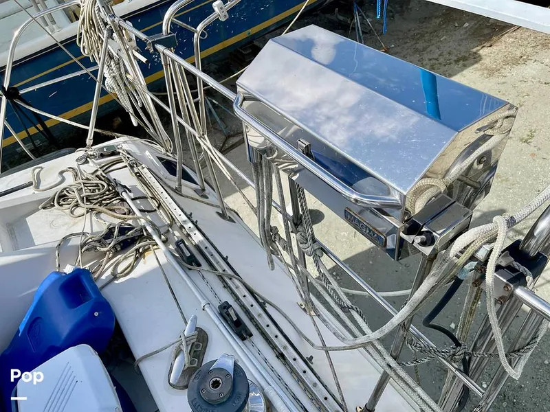 Slide: The Image of Sailcraft Cherokee 350 1980 - 15995941