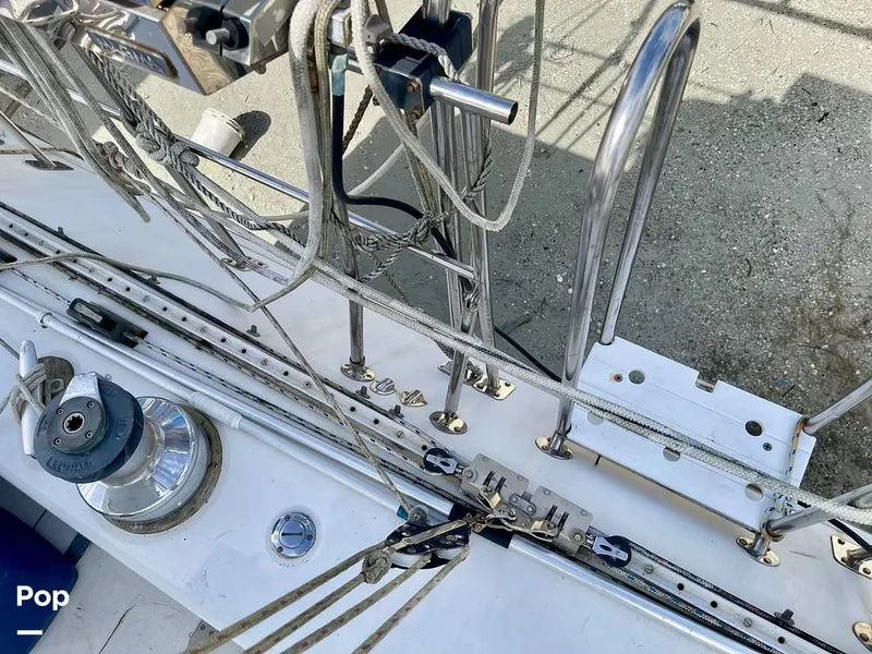 Slide: The Image of Sailcraft Cherokee 350 1980 - 15995942