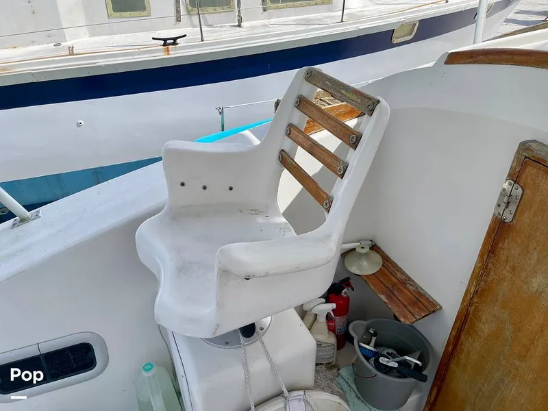 Slide: The Image of Sailcraft Cherokee 350 1980 - 15995945