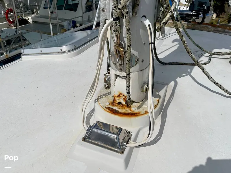 Slide: The Image of Sailcraft Cherokee 350 1980 - 15995980