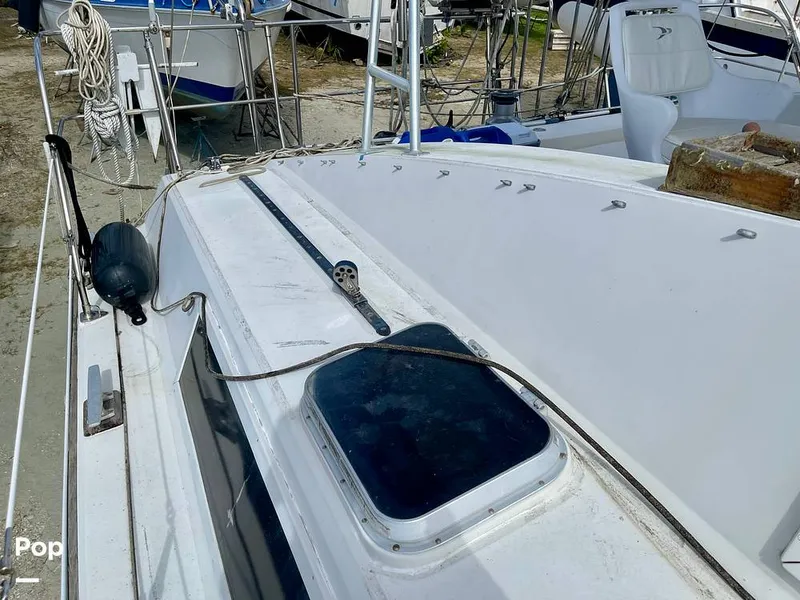 Slide: The Image of Sailcraft Cherokee 350 1980 - 15995986