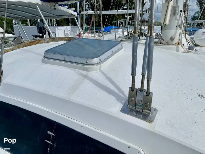 Slide: The Image of Sailcraft Cherokee 350 1980 - 15995989