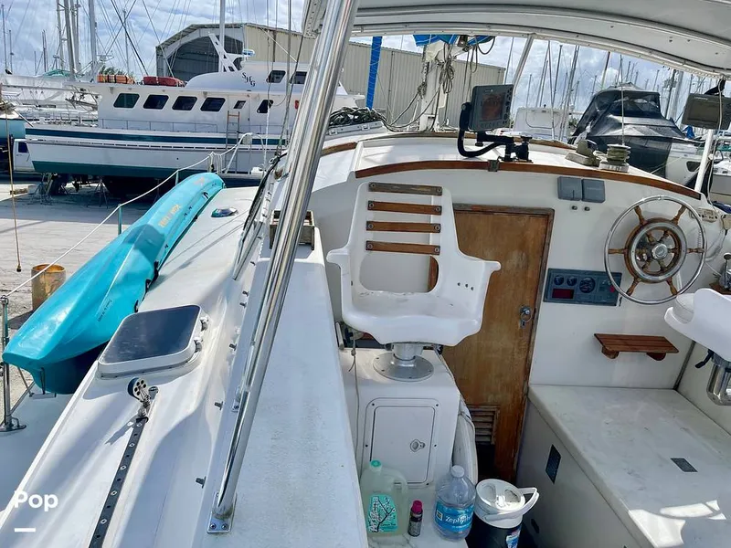 Slide: The Image of Sailcraft Cherokee 350 1980 - 15996004