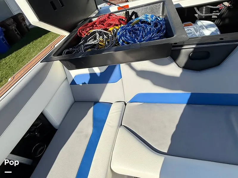 Slide: The Image of ATX 24 S 2023 - 15936916