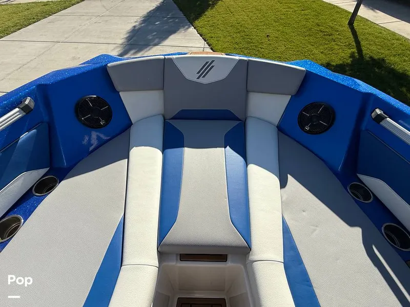 Slide: The Image of ATX 24 S 2023 - 15936905